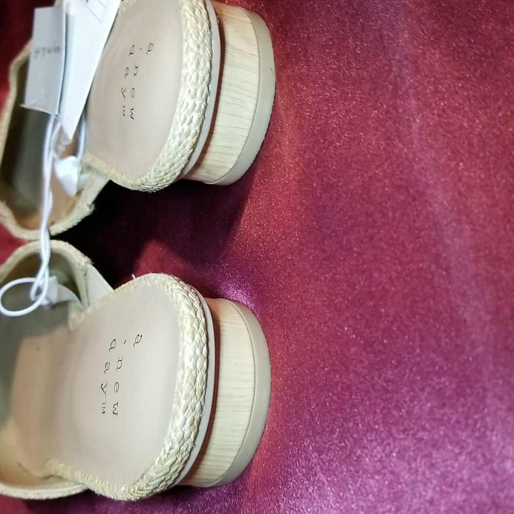 Nwt 8 classic wood heel faux tweed slide - Picture 8 of 10